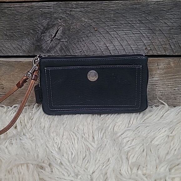 Coach Handbags - COACH Chelsea Black Pebbled Leather Zip Wristlet Wallet 7 x 4.5 in.